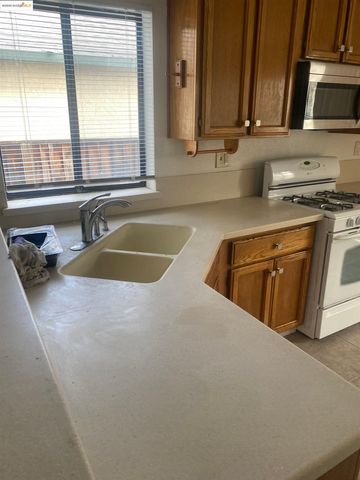 720 Timberline Ter, Brentwood, CA 94513