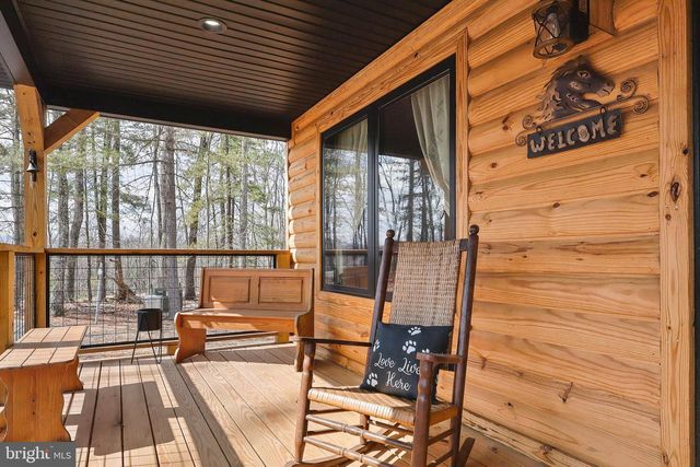 1823 DESERT RD, Haywood, VA 22722