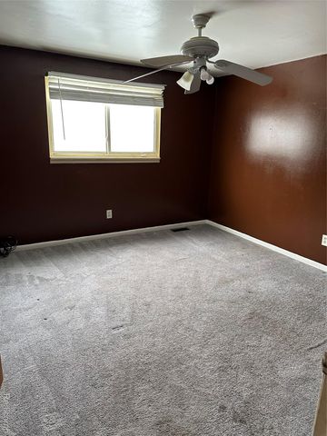 24602 Berry Avenue, Warren, MI 48089