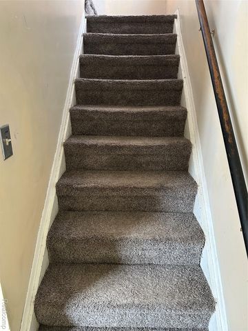 24602 Berry Avenue, Warren, MI 48089