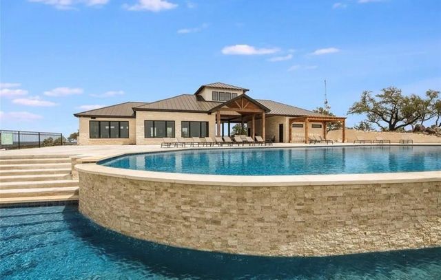 97 Hidden CV, Kingsland, TX 78639
