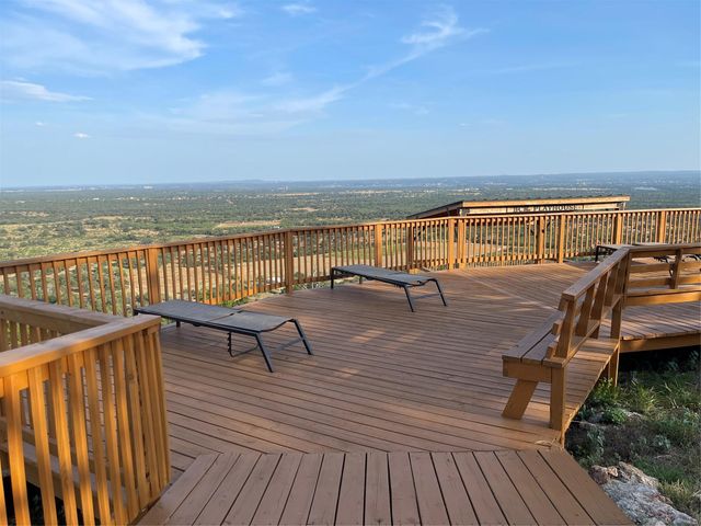 97 Hidden CV, Kingsland, TX 78639