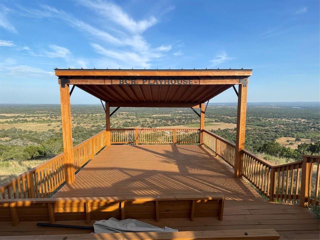 97 Hidden CV, Kingsland, TX 78639