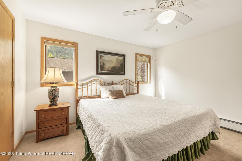 20/22 W KARNS Avenue, Jackson, WY 83001 photo 26