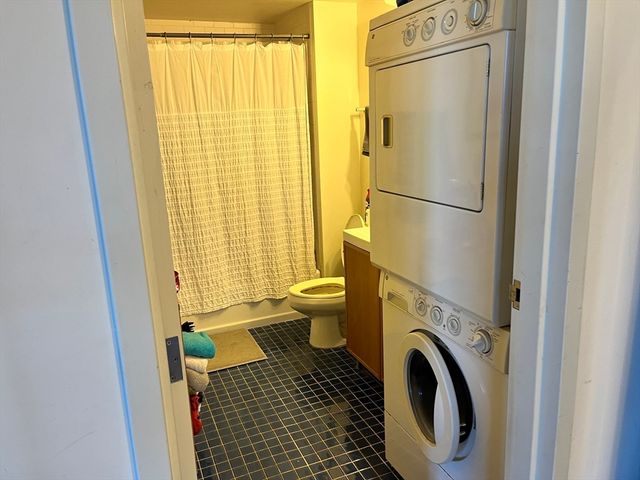 60 Dudley 25, Chelsea, MA 02150