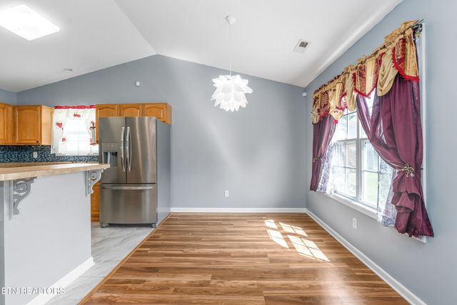 7618 Silveredge Way, Knoxville, TN 37918