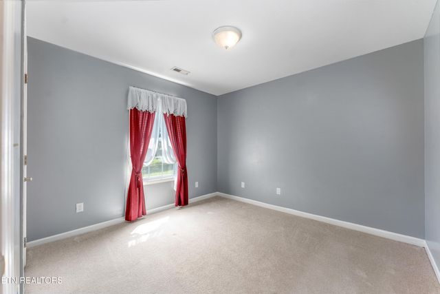 7618 Silveredge Way, Knoxville, TN 37918