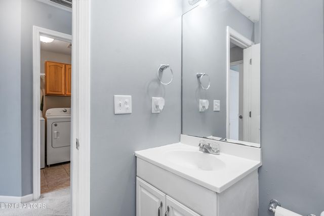 7618 Silveredge Way, Knoxville, TN 37918