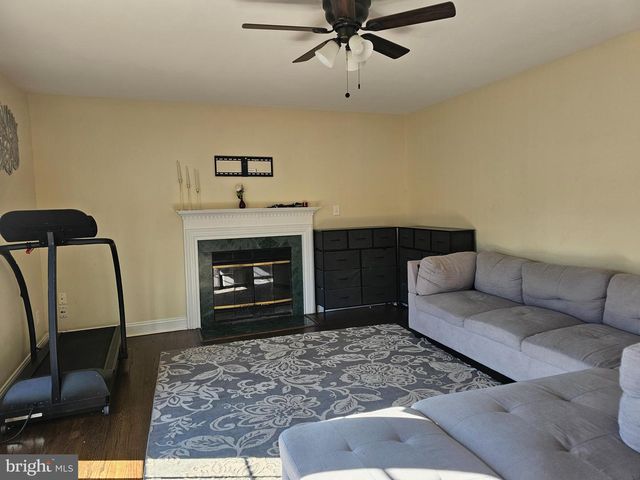 6720 HUNTER RD, Elkridge, MD 21075