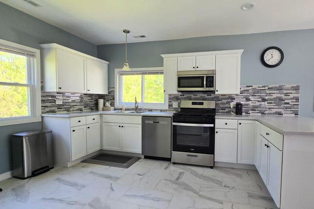 15018 W Russell Road, Zion, IL 60099