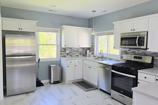 15018 W Russell Road, Zion, IL 60099