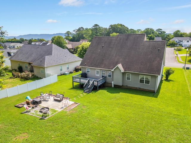 7754 Prince Drive, Ooltewah, TN 37363