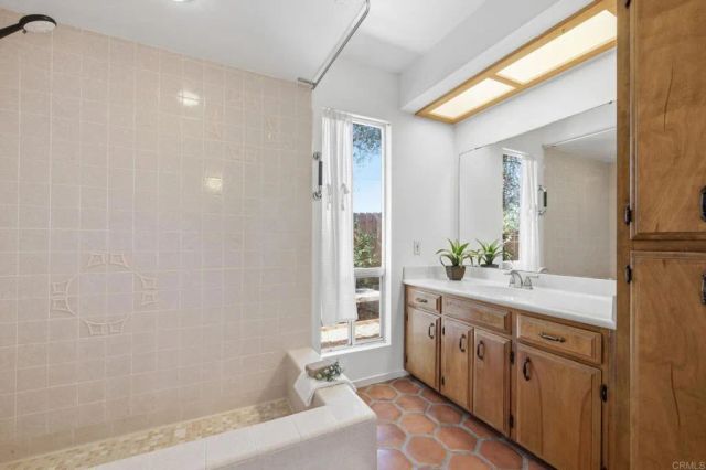 2622 Bernardo Avenue, Escondido, CA 92029