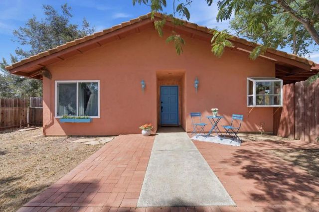 2622 Bernardo Avenue, Escondido, CA 92029