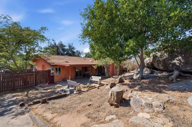 2622 Bernardo Avenue, Escondido, CA 92029