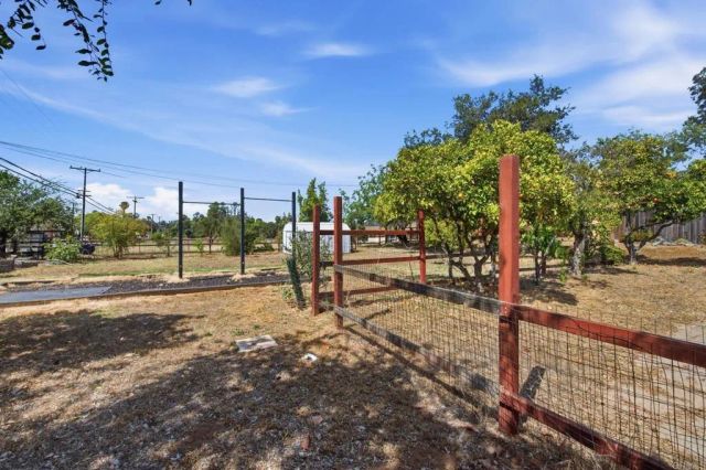 2622 Bernardo Avenue, Escondido, CA 92029