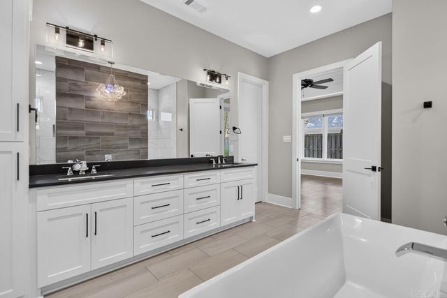 6845 Hilo Avenue, Benton, AR 72019