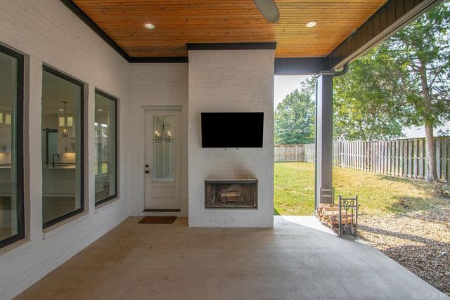 6845 Hilo Avenue, Benton, AR 72019