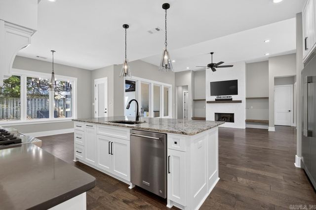 6845 Hilo Avenue, Benton, AR 72019
