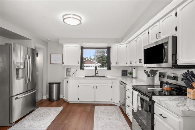 517 S Felts Rd, Spokane Valley, WA 99206