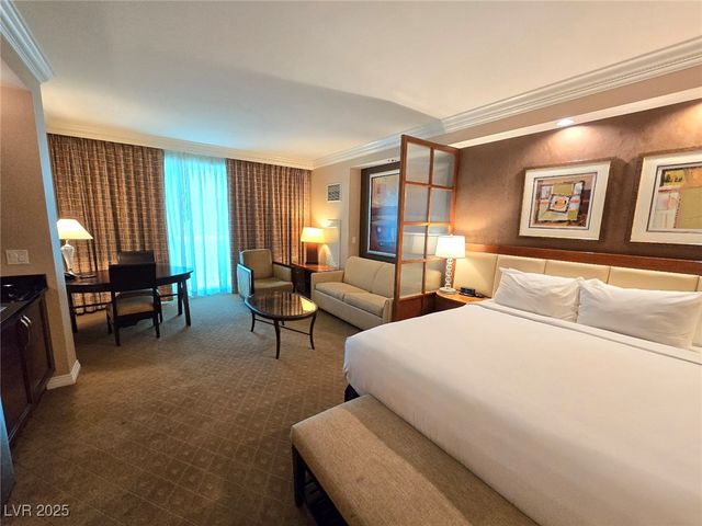 135 East Harmon Avenue 2203, Las Vegas, NV 89109