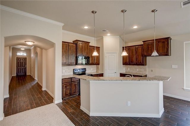 2100 McAllister, Princeton, TX 75407