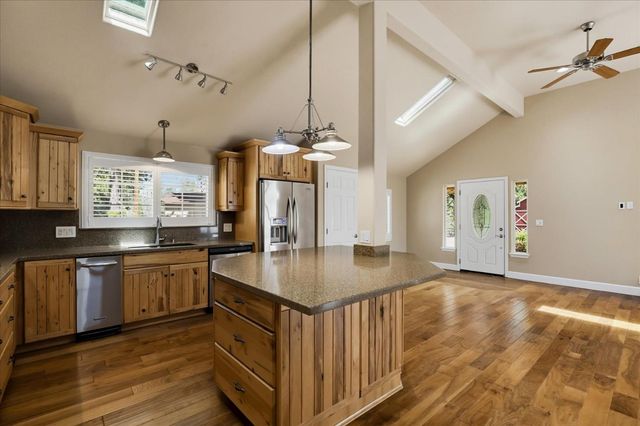 12816 Jones Bar Rd, Nevada City, CA 95959