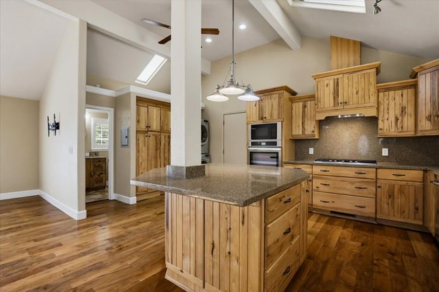 12816 Jones Bar Rd, Nevada City, CA 95959
