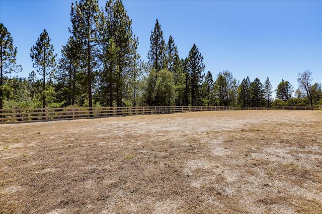 12816 Jones Bar Rd, Nevada City, CA 95959