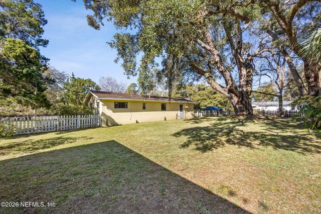1306 S 4TH Street, Fernandina Beach, FL 32034