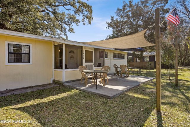 1306 S 4TH Street, Fernandina Beach, FL 32034