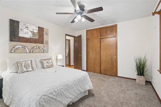 4018 Dalewood Avenue SE, Cedar Rapids, IA 52403