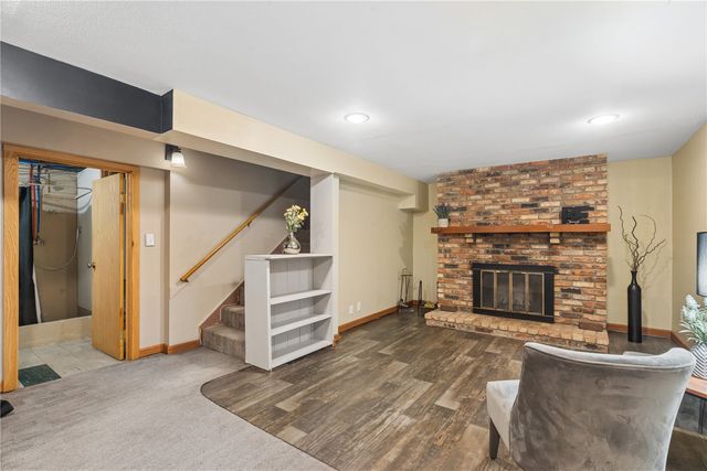 4018 Dalewood Avenue SE, Cedar Rapids, IA 52403