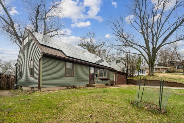 4018 Dalewood Avenue SE, Cedar Rapids, IA 52403