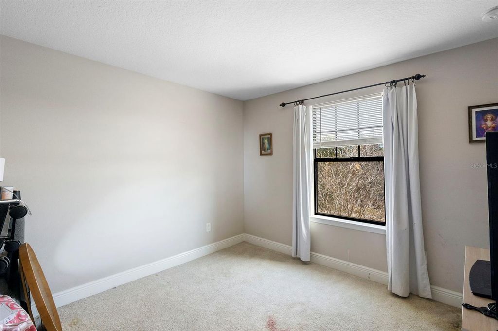 Image 16 of property listing at 1214 FOUNTAIN COIN LOOP, Orlando, FL 32828