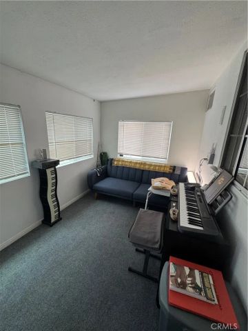 3929 W 5th 135, Santa Ana, CA 92703