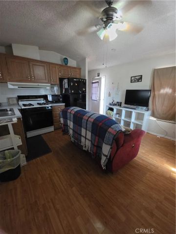 3929 W 5th 135, Santa Ana, CA 92703