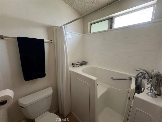 3929 W 5th 135, Santa Ana, CA 92703