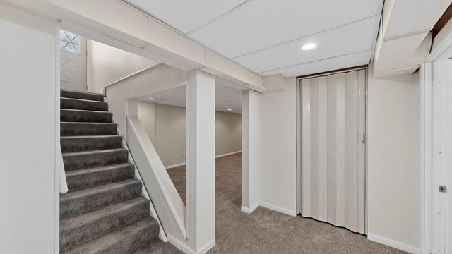 1513 10th Avenue NE, Rochester, MN 55906