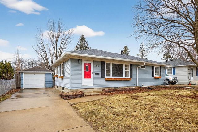 1513 10th Avenue NE, Rochester, MN 55906