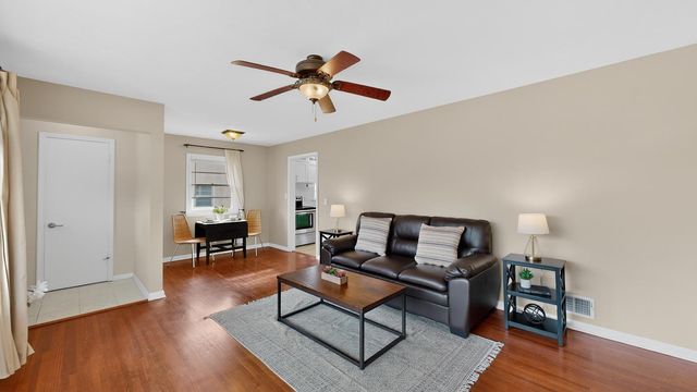 1513 10th Avenue NE, Rochester, MN 55906