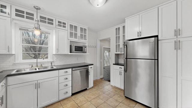 1513 10th Avenue NE, Rochester, MN 55906