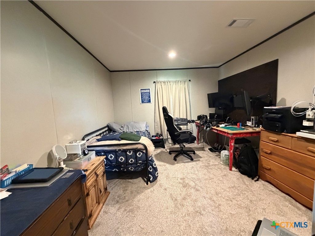Image 18 of property listing at 1576 Settlers Way 2, Seguin, TX 78155