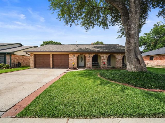 905 Patricia Drive, Deer Park, TX 77536