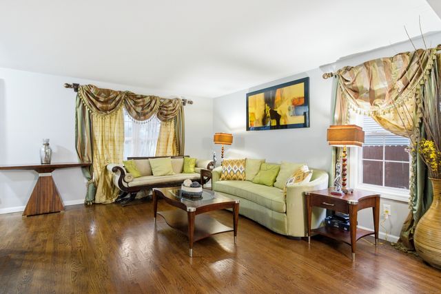 72 Broadmere Road, Stratford, CT 06614