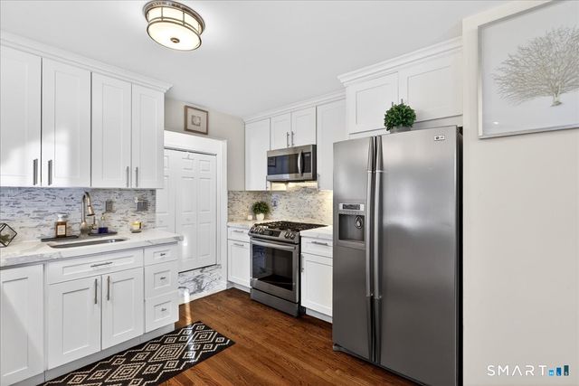 72 Broadmere Road, Stratford, CT 06614