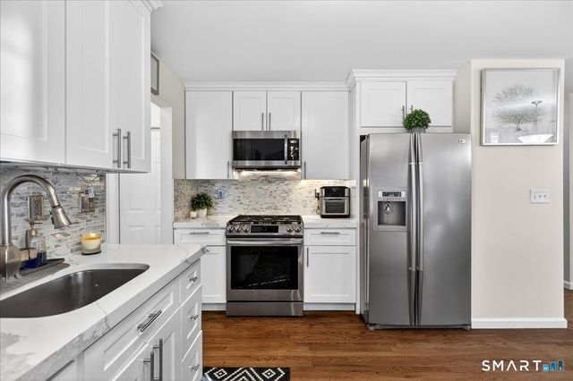 72 Broadmere Road, Stratford, CT 06614