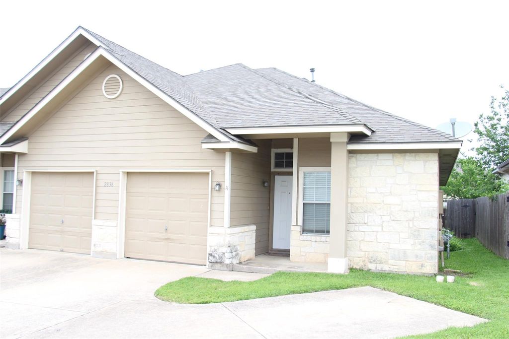 2838 Southampton WAY A, Round Rock, TX 78664