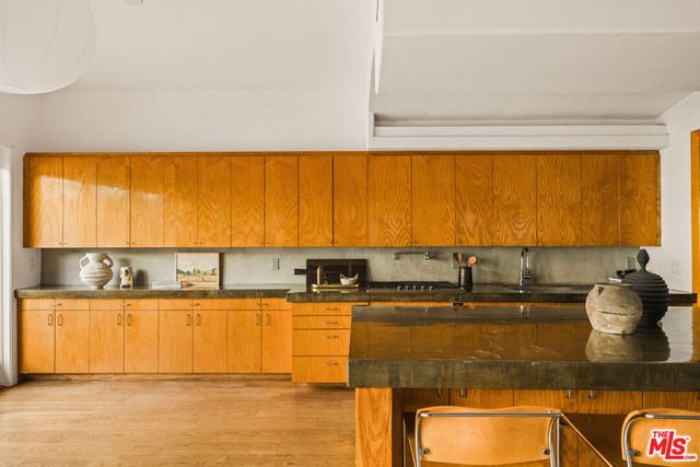 120 PACIFIC Avenue, Venice, CA 90291