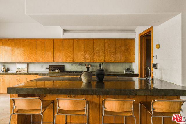 120 PACIFIC Avenue, Venice, CA 90291